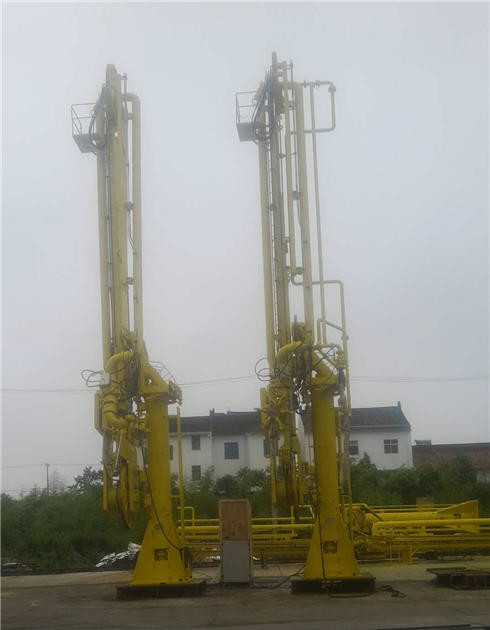 Manual operated marine loading arm for 5,000 tons ~ 300,000 tons ship adjustable support jack  drain connector